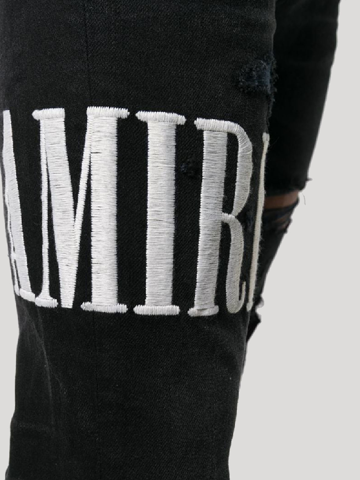 Amiri Embroidered Jeans | Sneaker & Streetwear | Kicks Galeria